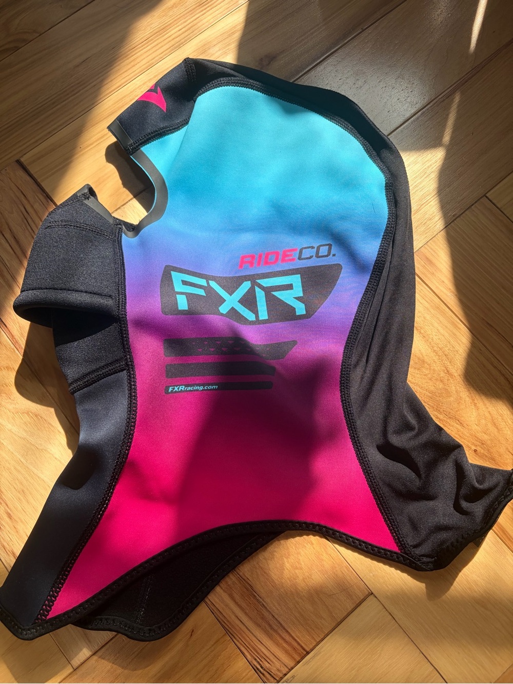 FXR Women's large balaclava Turquoise to Magenta